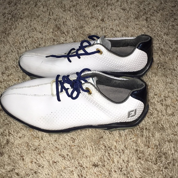 Footjoy junior golf shoes - Picture 3 of 8